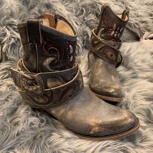 Freebird Tash Booties